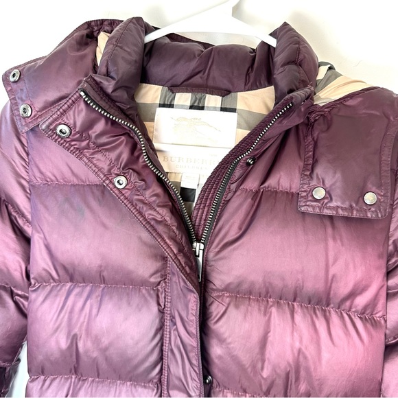 BURBERRY gorgeous warm down puffer coat. Plum color.  size 14y or 164 cm. - Picture 2 of 12